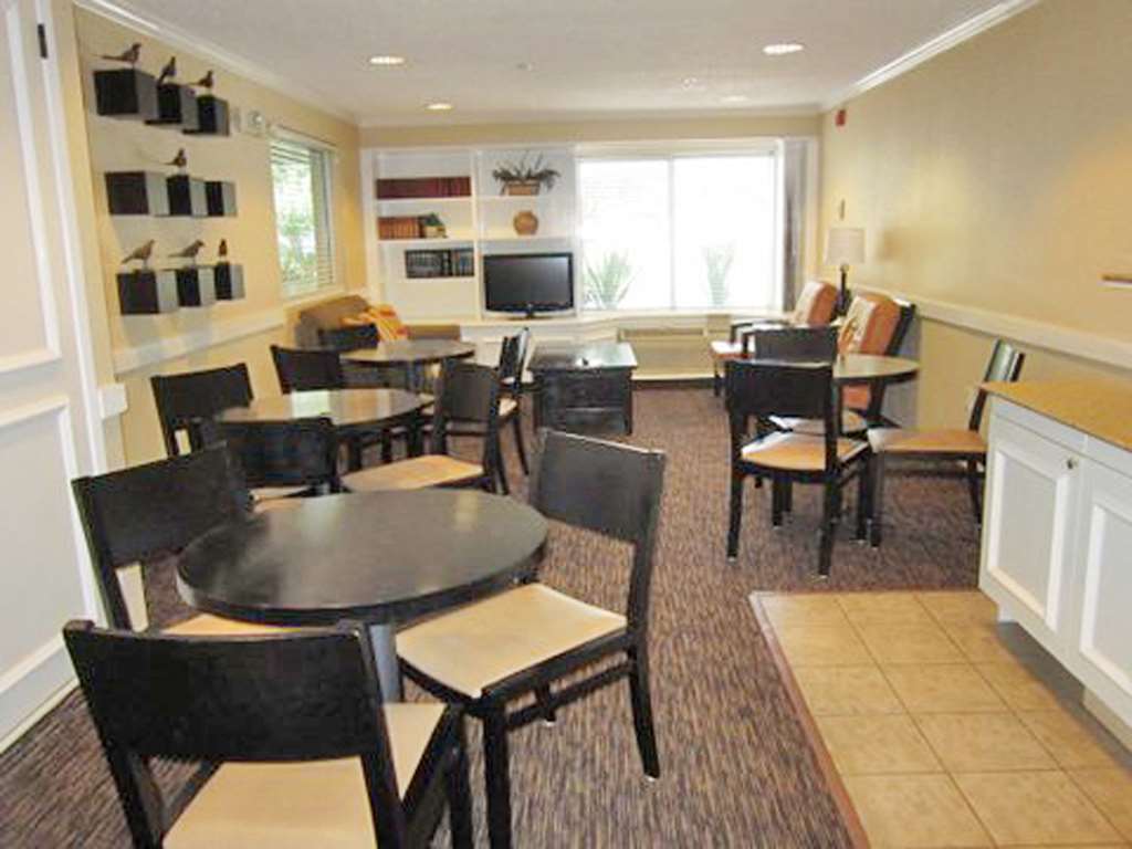 Extended Stay America Suites Austin Downtown Town Lake - photo 5