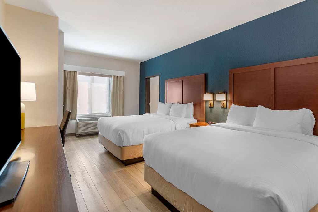 Comfort Inn & Suites Bennett - photo 25