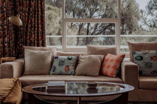 Beaumont at Freycinet — 4-Star Luxury Hotel in Coles Bay, Australia