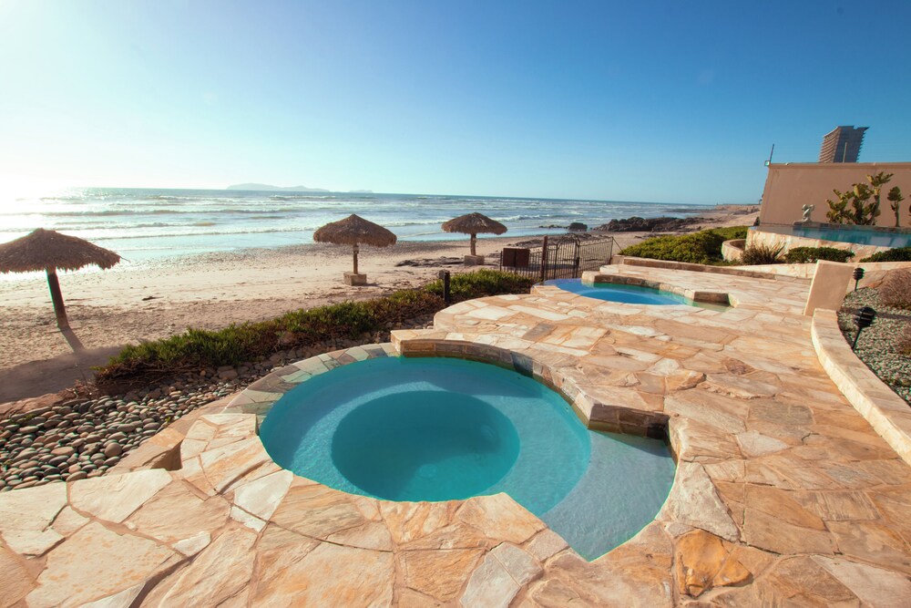 Sunset Vibes Rosarito by FHG — 4-Star Luxury Hotel in Rosarito, Mexico