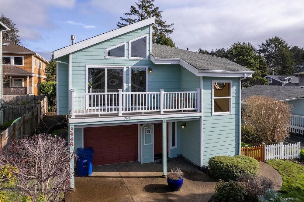 Tide and True in Lincoln, United States