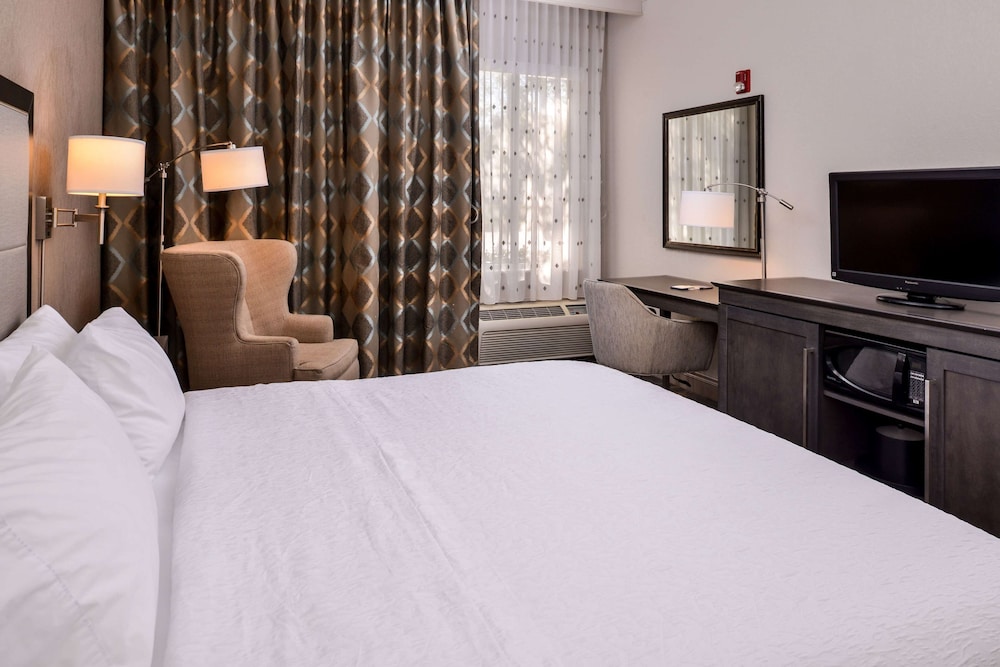 Hampton Inn Ft Lauderdale Plantation - photo 22
