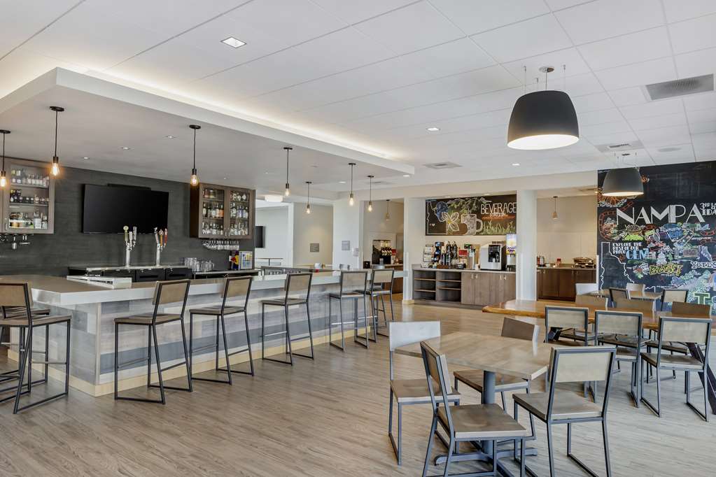 Best Western Plus Peppertree Nampa Civic Center Inn - photo 8