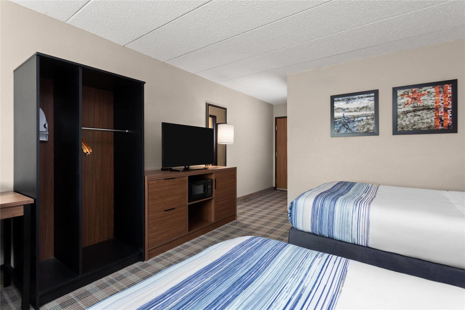AmericInn by Wyndham Roseau - photo 20