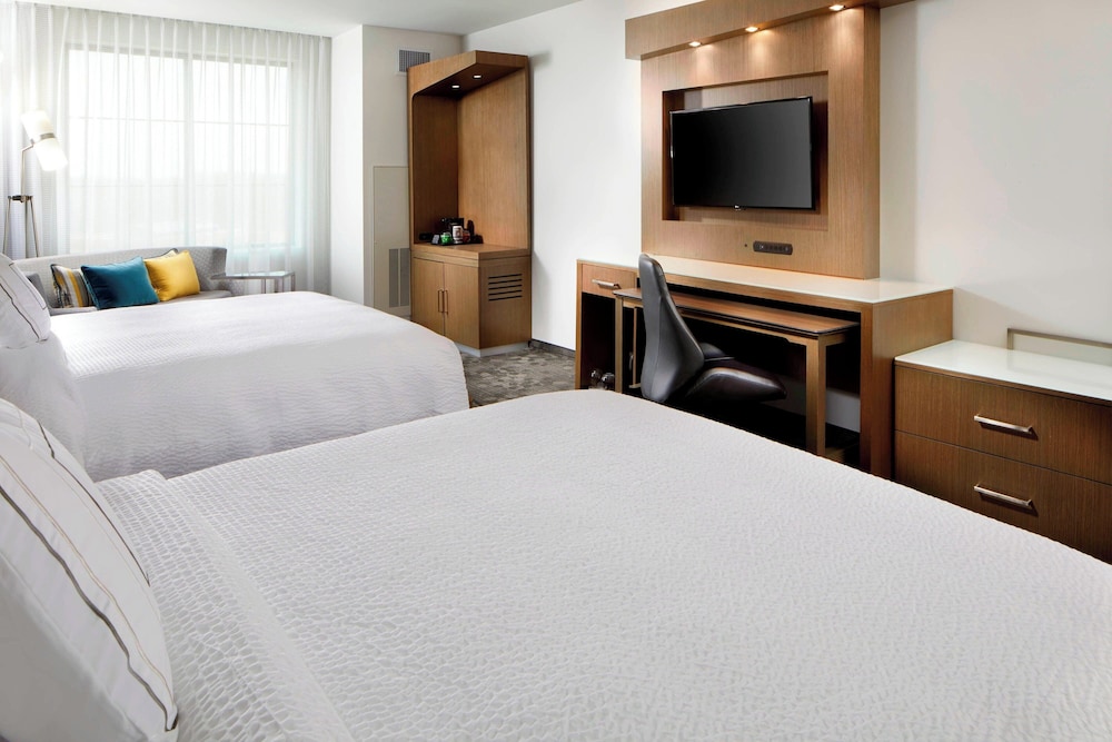 Courtyard by Marriott Charlotte Fort Mill SC - photo 8