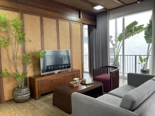 Sakamoto 2 Apartments Kim Ma by XÔI Residences — 4-Star Luxury Hotel in Hanoi, Vietnam