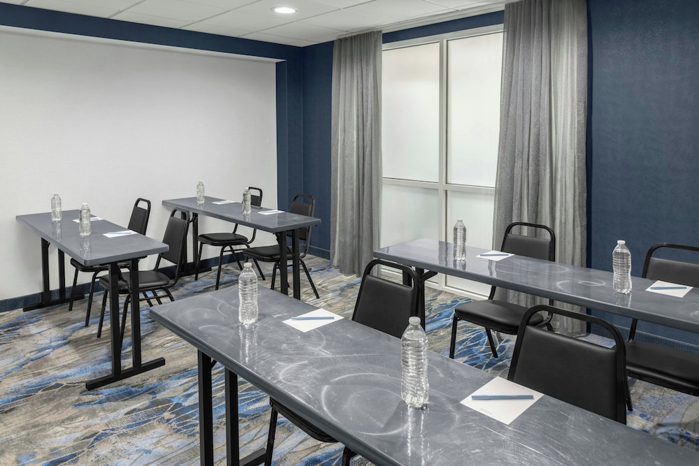 Fairfield Inn by Marriott Owensboro - photo 46