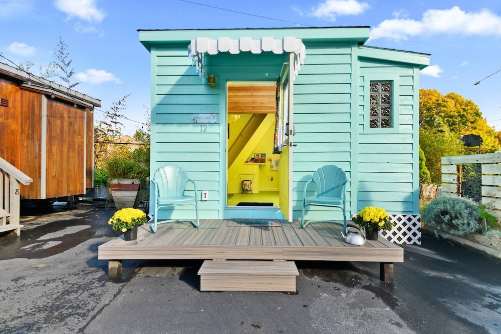 Tiny Digs Hotel of Tiny Houses - photo 88
