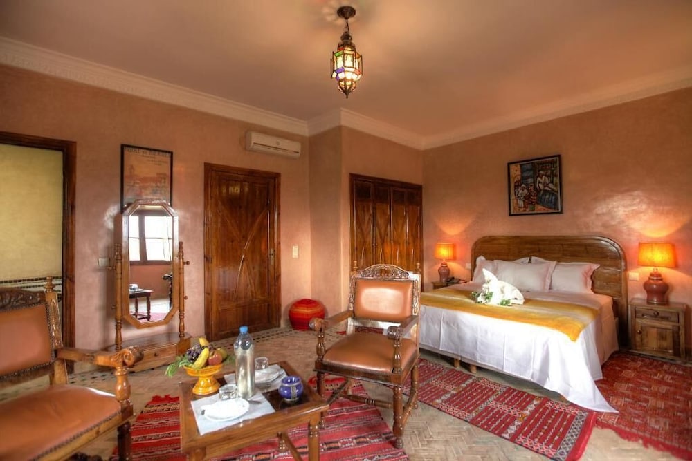 Villa dar mya palmiers — 4-Star Luxury Hotel in Marrakesh, Morocco