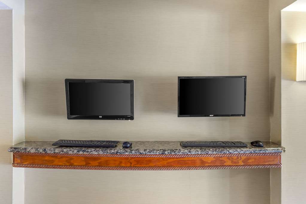 Quality Inn Raleigh Downtown - photo 25