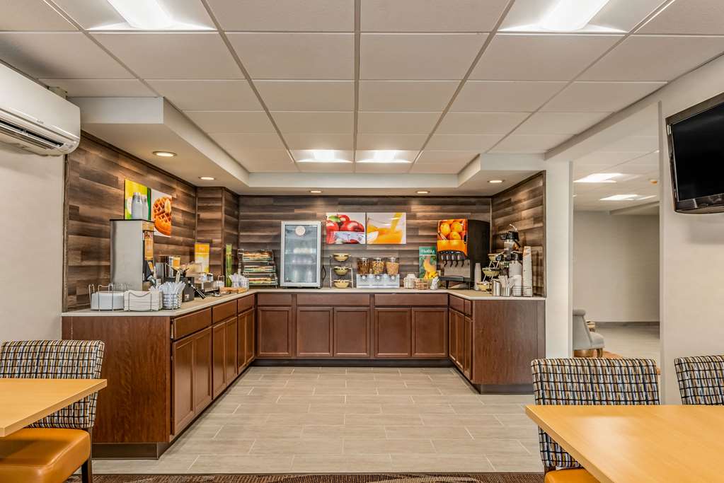 Quality Inn Bucyrus North - photo 24