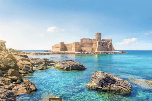 Casa vacanze La Fenice — 4-Star Luxury Hotel in Capo Rizzuto, Italy