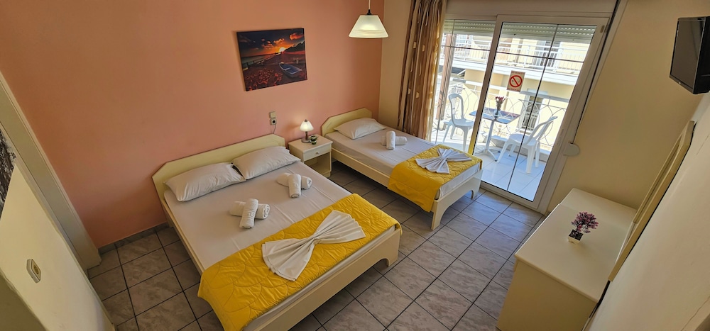 Chariclia Hotel — Katerini — photo 4