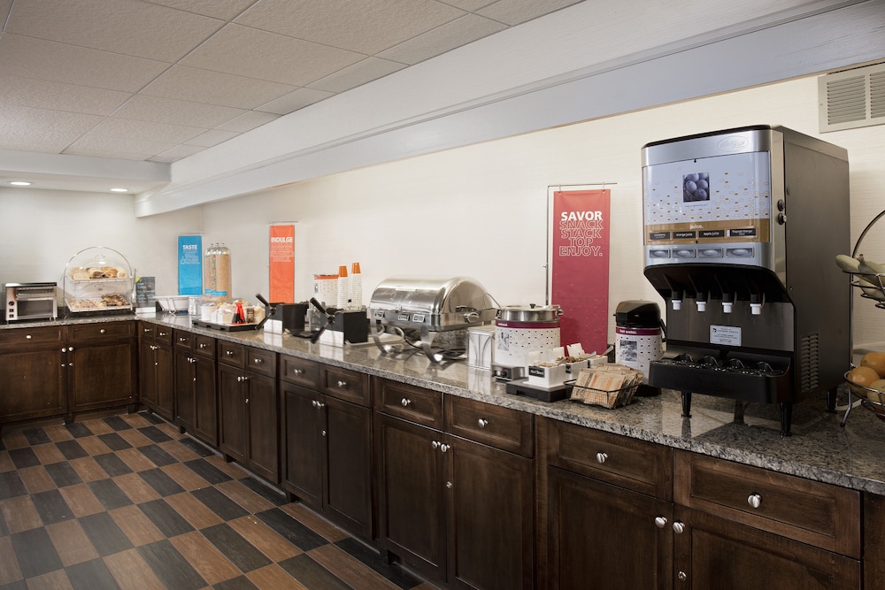 Hampton Inn Hilton Head - photo 38