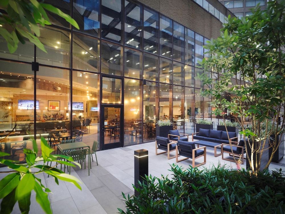 DoubleTree by Hilton Hotel Nashville Downtown - photo 56