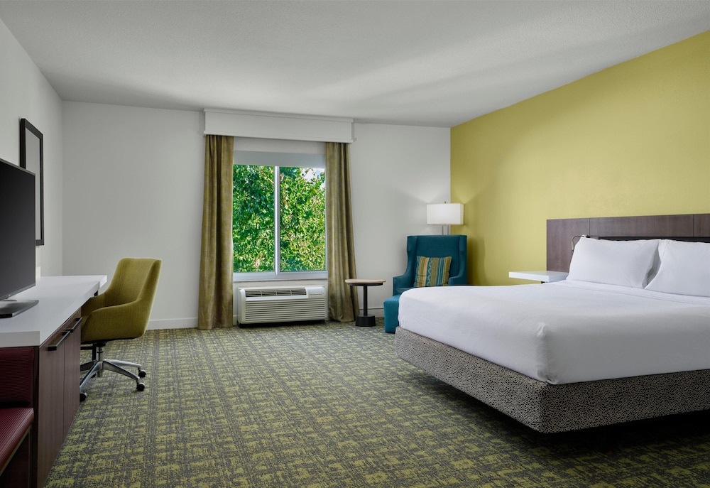 Hilton Garden Inn Meridian - photo 4