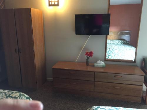 Town House Inn - photo 3