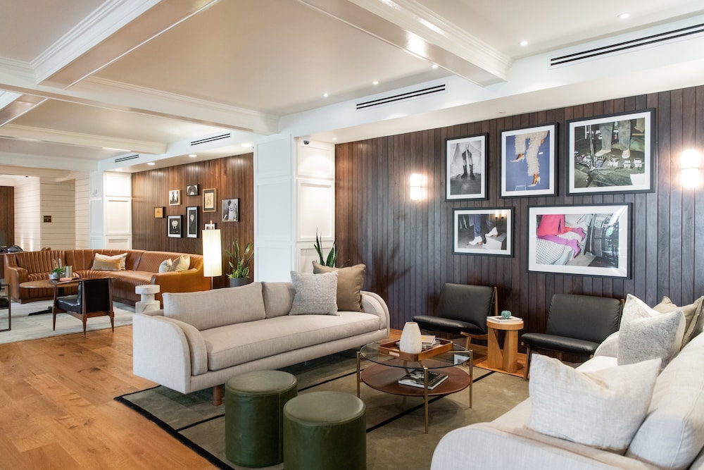 Hutton Hotel - photo 3