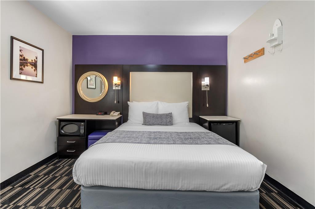 SureStay Hotel by Best Western Beverly Hills West LA - photo 6