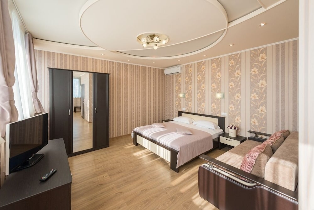 Hotel Monarch — Anapa — photo 4