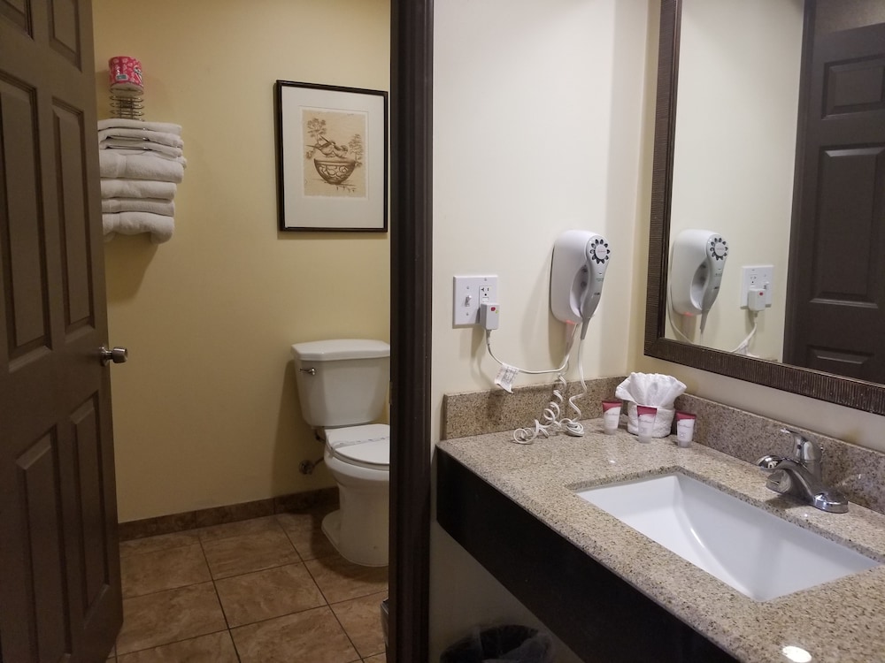 Tuscan Garden Inn - photo 43