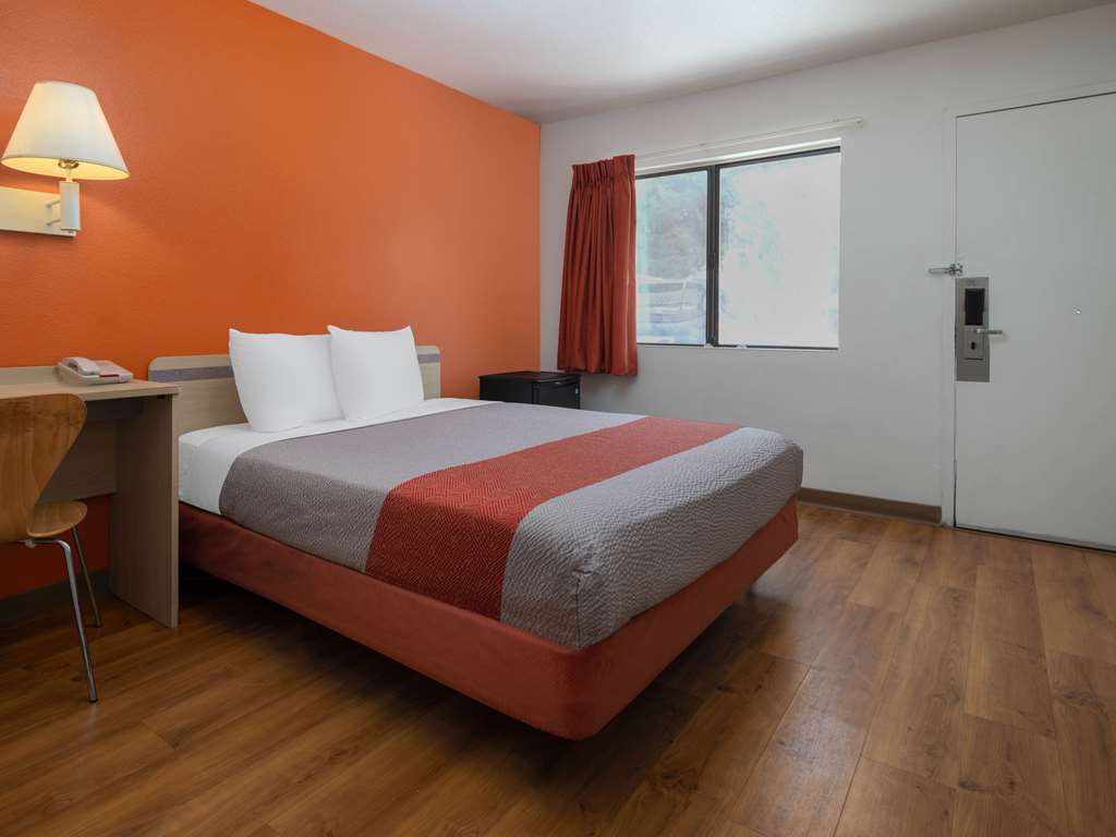 Motel 6 Oceanside CA - photo 13