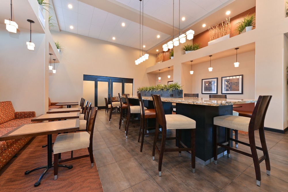 Hampton Inn & Suites Phoenix Gilbert - photo 51