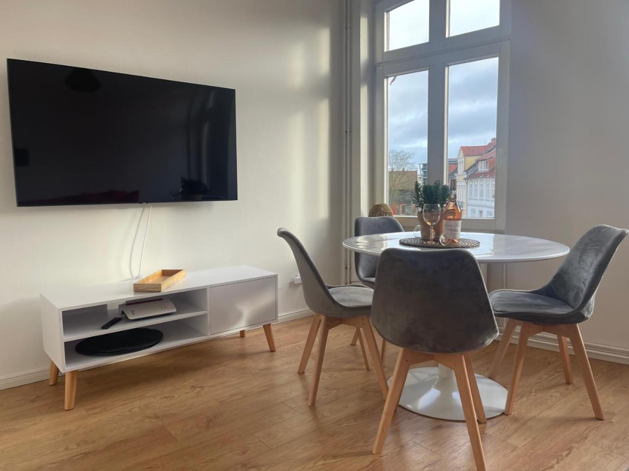 Zeitapartments Am Fischmarkt — 4-Star Luxury Hotel in Stade, Germany