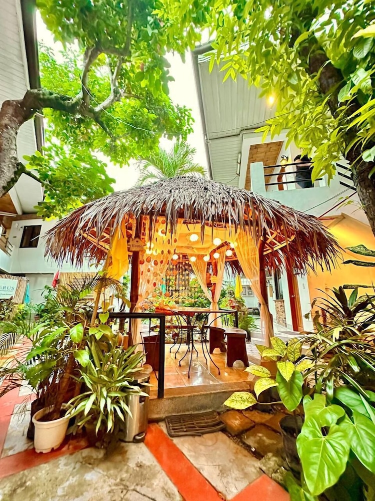 Papierus Pensionne in Kalibo (Poblacion), Philippines