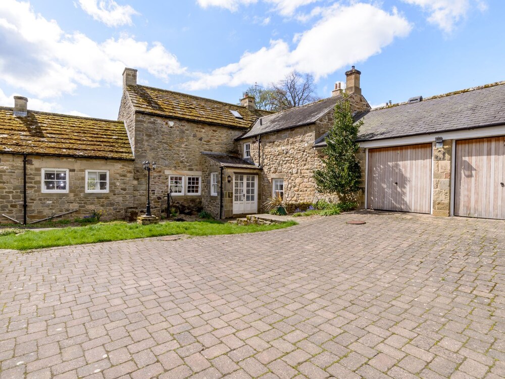 East Farm House — 4-Star Luxury Hotel in Hexham, United Kingdom
