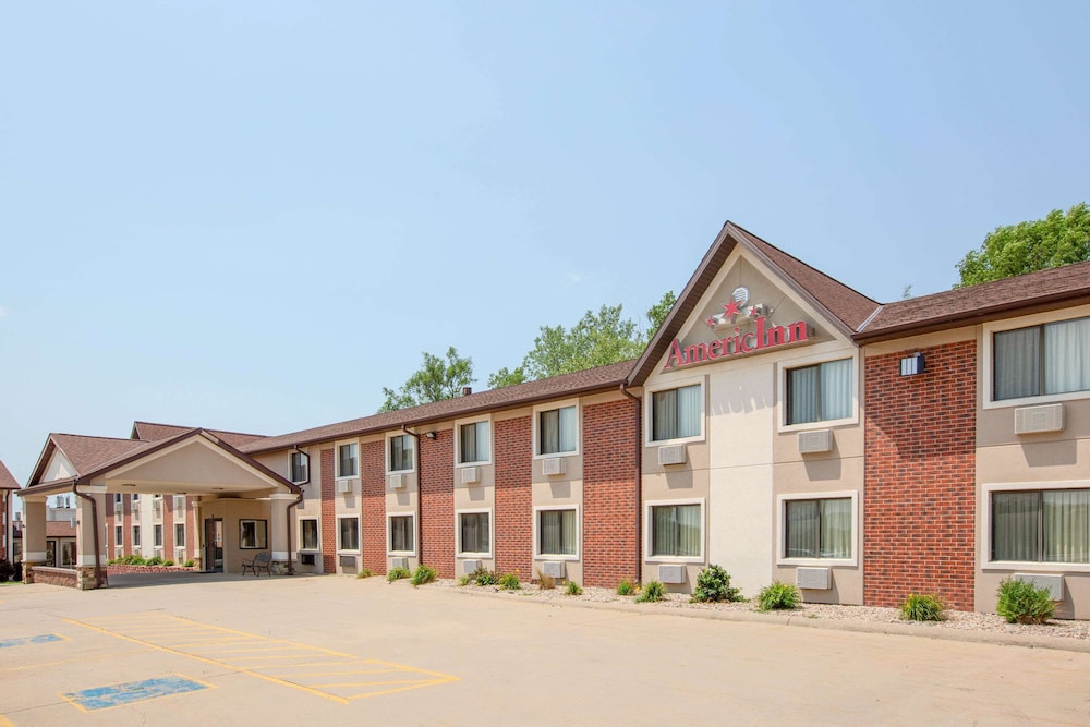 AmericInn by Wyndham Council Bluffs - photo 18