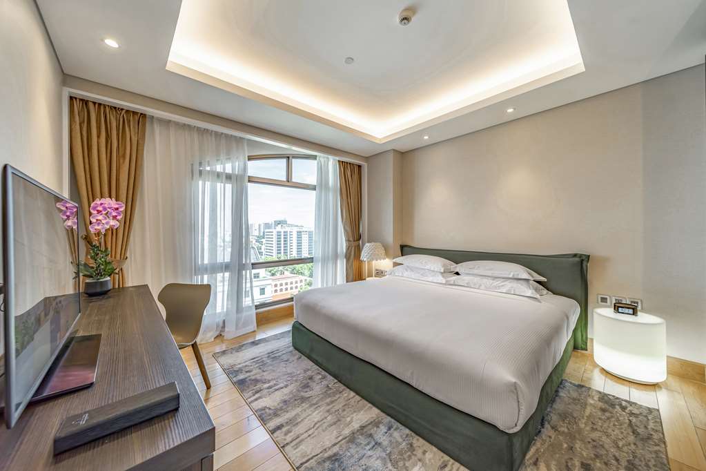 Sherwood Suites — 5-Star Luxury Hotel in Ho Chi Minh City, Vietnam