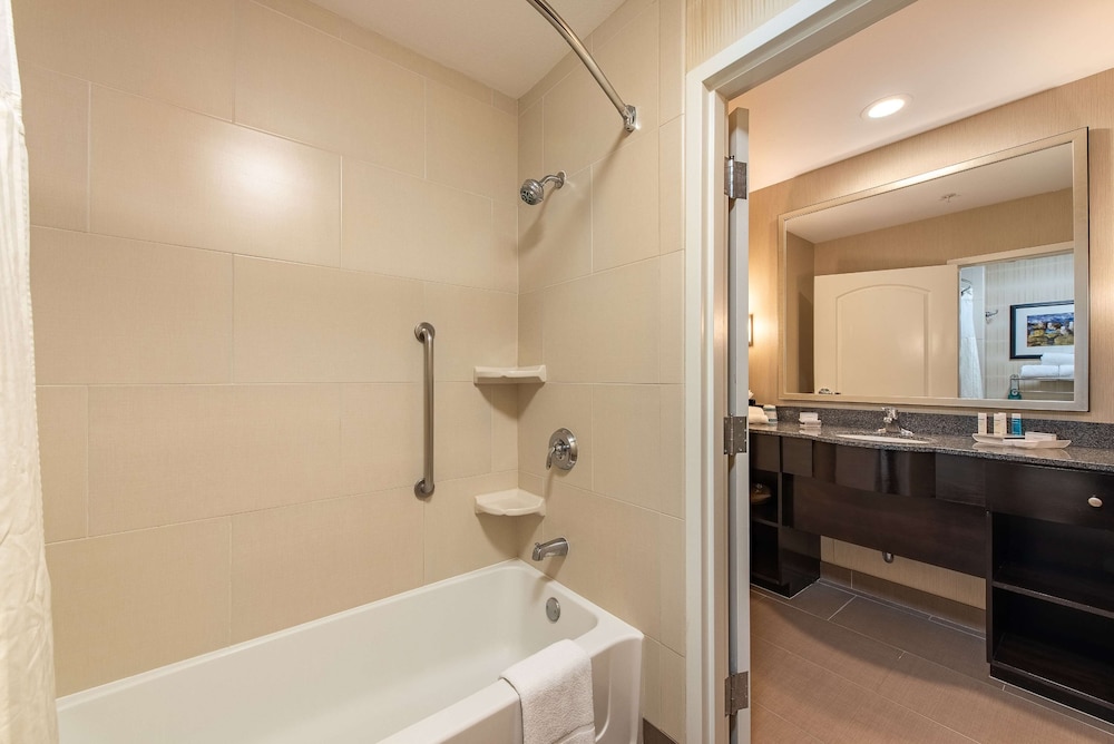 Homewood Suites by Hilton Oxnard Camarillo - photo 52