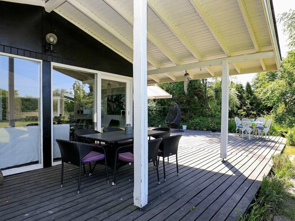 Modern Retreat in Marielyst By Traum Ferienwohnungen — 4-Star Luxury Hotel in Nykobing Falster, Denmark