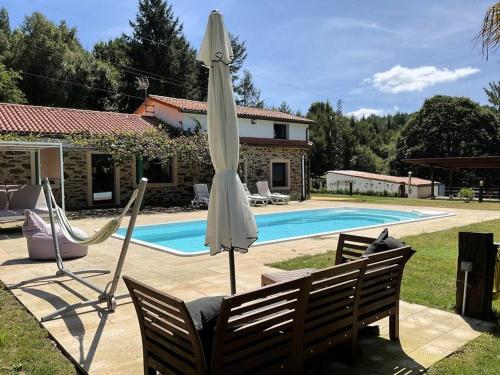 A Chousa Da Folgueira - carbon neutral hotel in Ordes