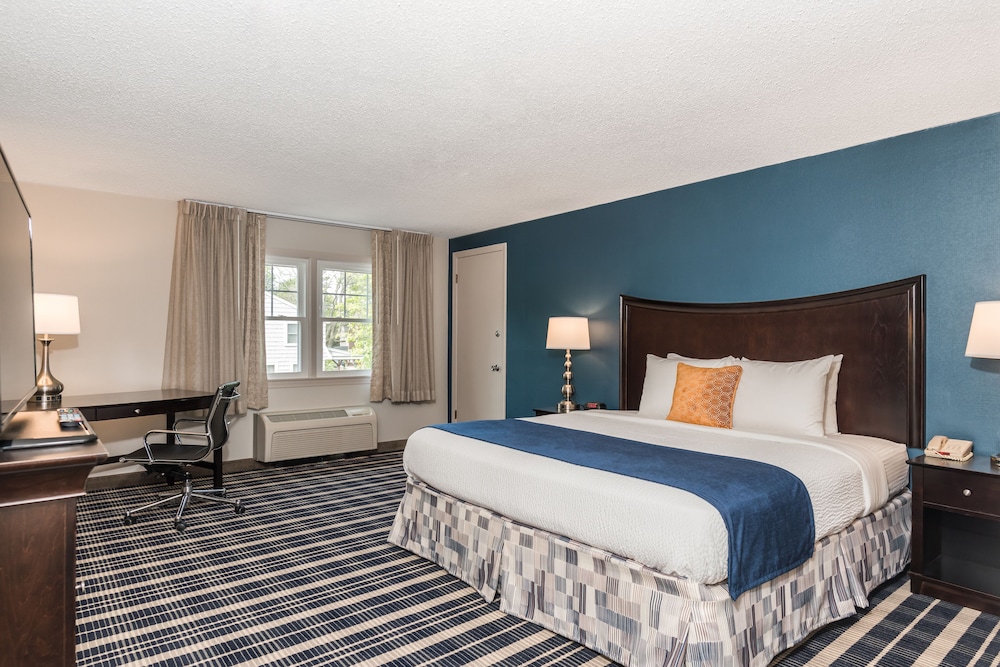 Rockport Inn And Suites - photo 11