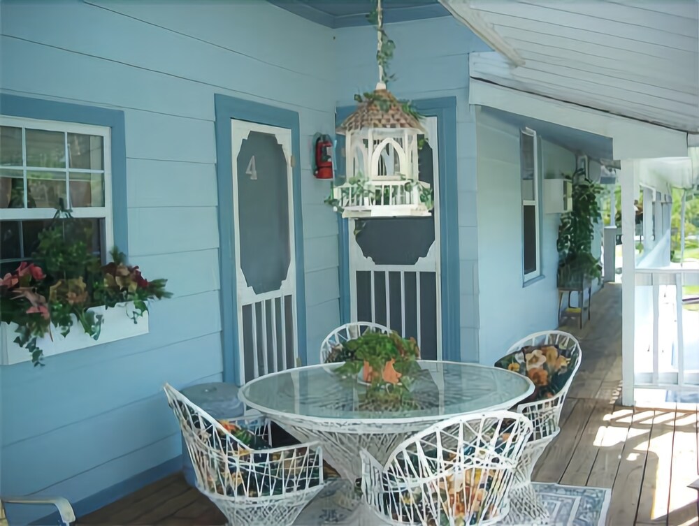 The Landmark Inn - photo 24