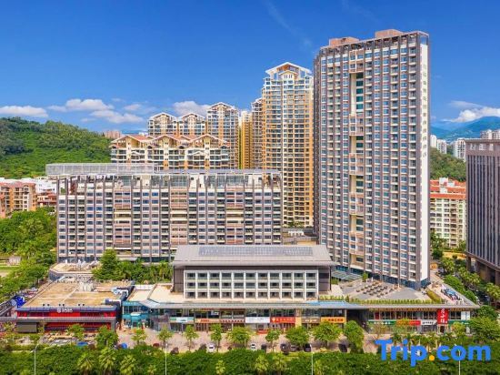 Deluxe Garden Suite Resort Sanya in Sanya, People's Republic of China