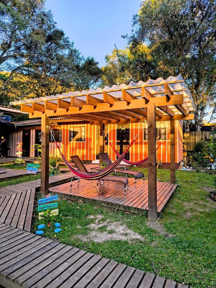 Pousada Recanto das Cores - carbon neutral hotel in Paranagua