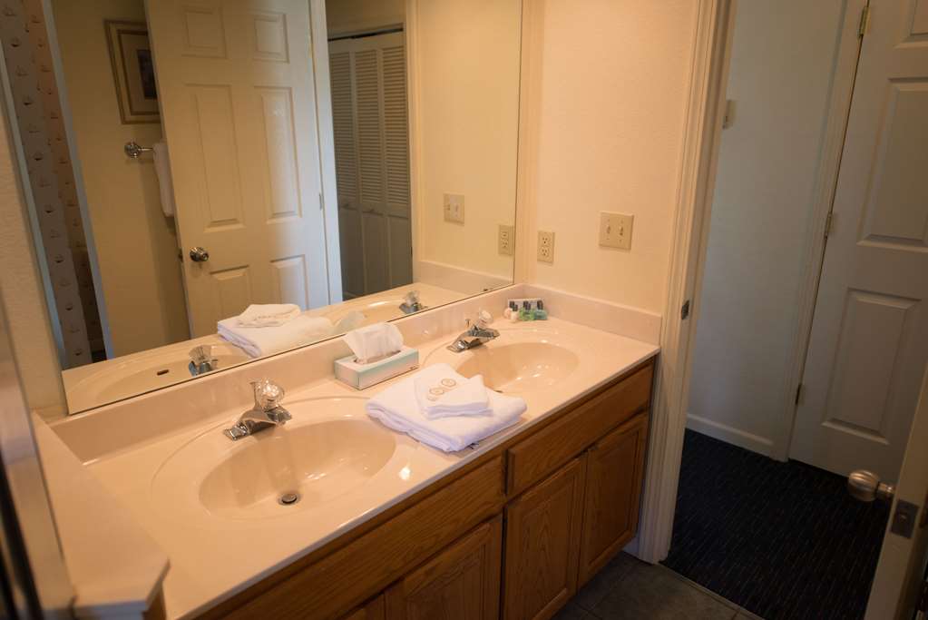 Branson Yacht Club - photo 28