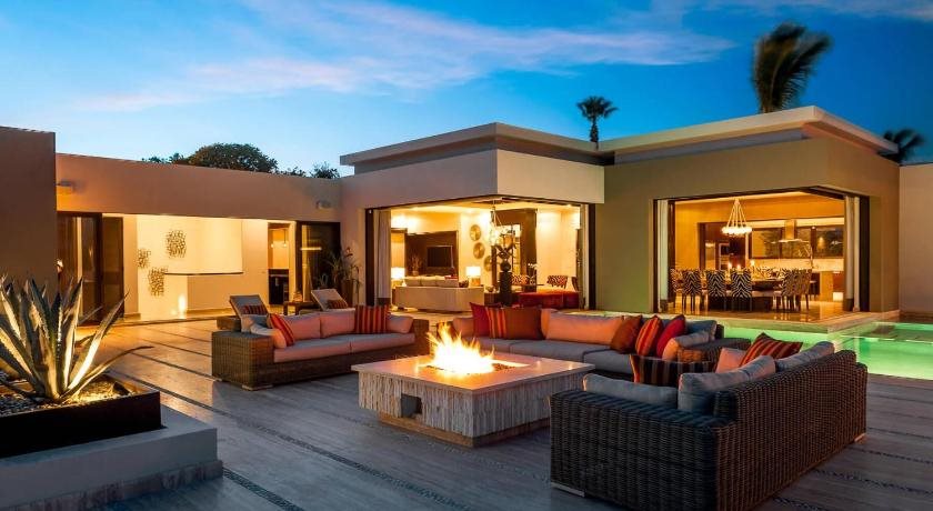 Villa Renata — 5-Star Luxury Hotel in Cabo San Lucas, Mexico