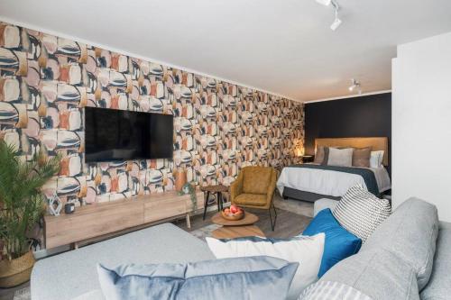 Castle Rock City Retreat