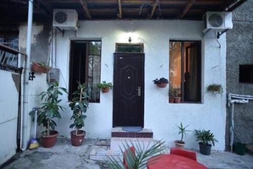 Guesthouse Gia — 4-Star Luxury Hotel in Tbilisi, Georgia