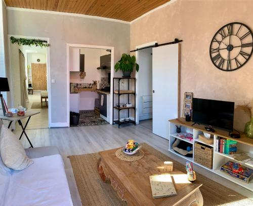 Lumineux Et Confortable 2 Pieces Centre Sospel — hotel in Sospel