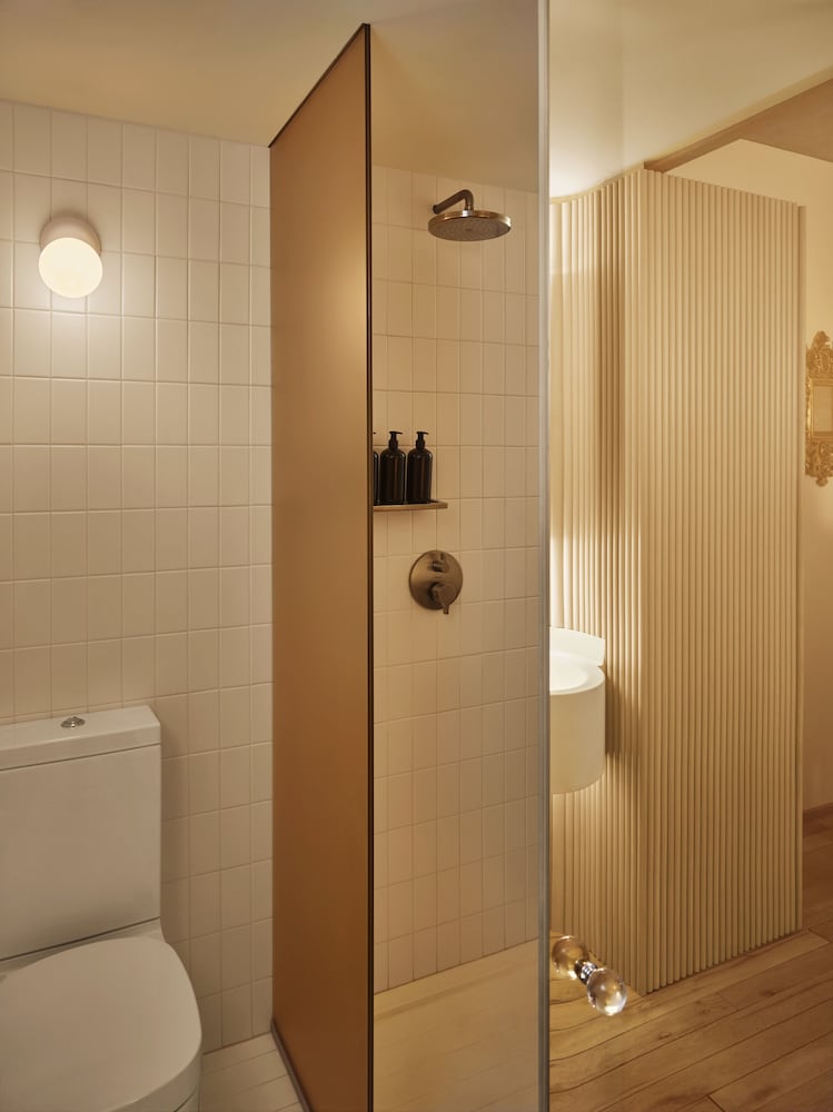 PUBLIC an Ian Schrager hotel - photo 21