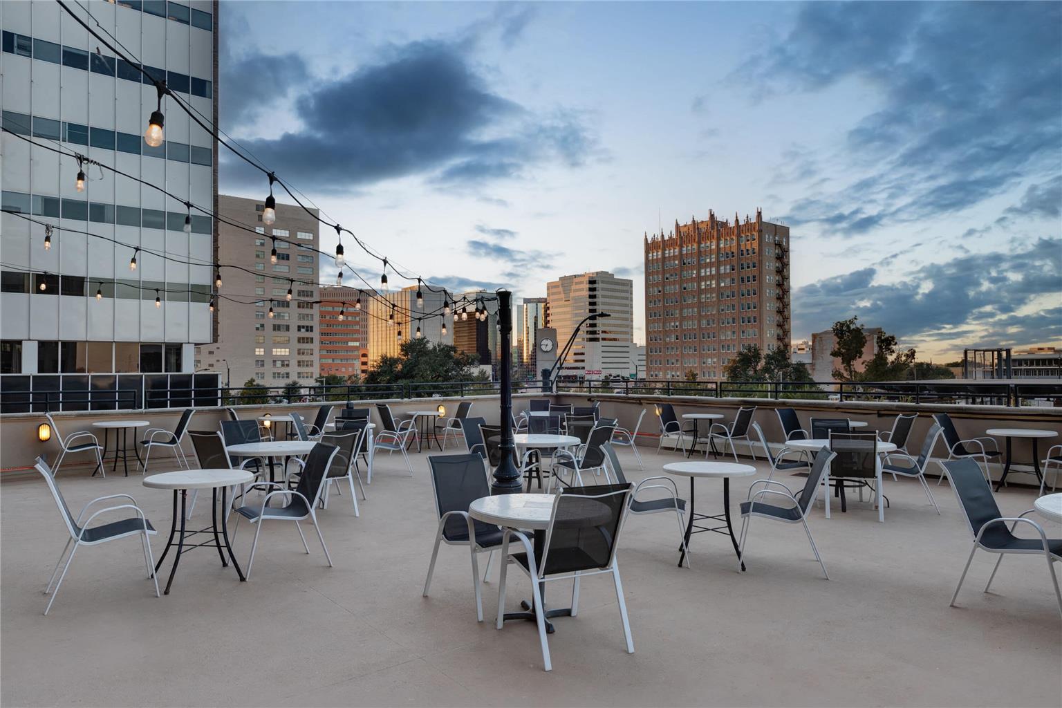 Wyndham Midland Downtown - photo 61