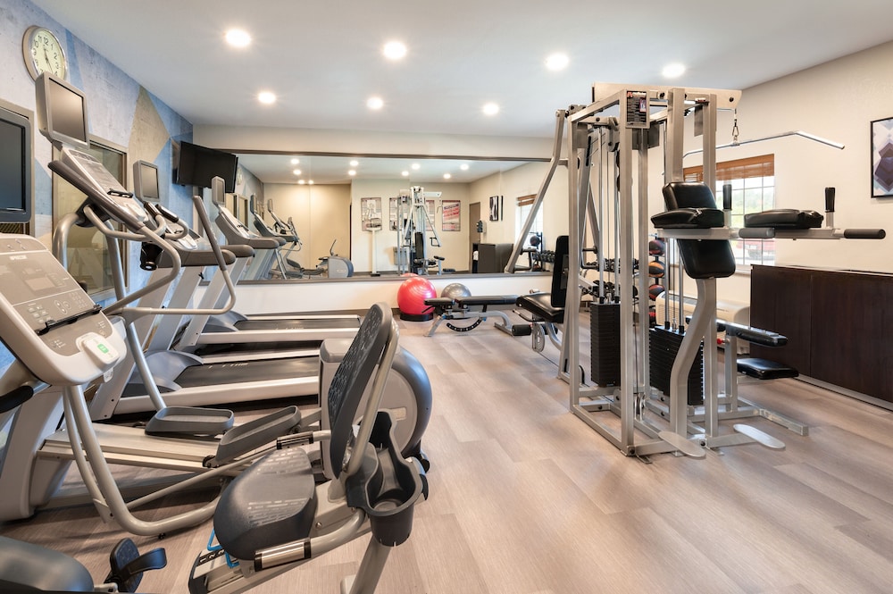 Candlewood Suites Watertown Fort Drum by IHG - photo 32