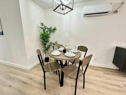 Cozy 1BR and 1BA Apartment Near NRG Stadium and Hermann Park. — 4-Star Luxury Hotel in Houston, United States