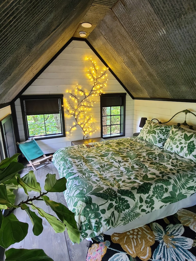 The Treetop Hideaways at Ruby Falls - photo 67