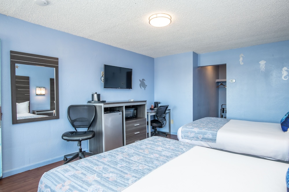 Aqua Breeze Inn - photo 65